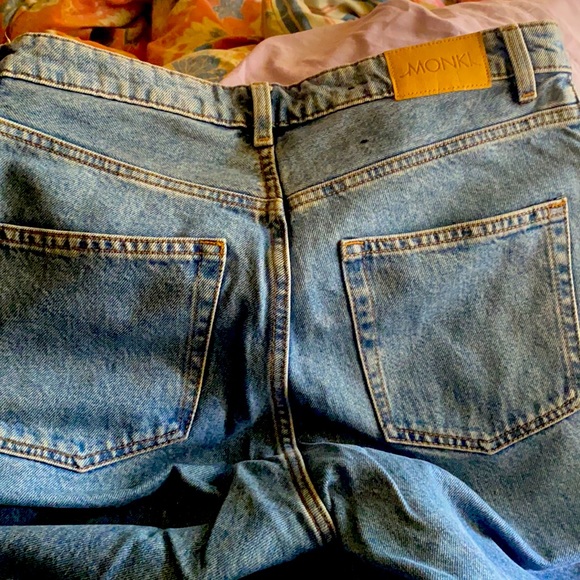 MONKI JEANS NEVER WORN - Picture 2 of 5